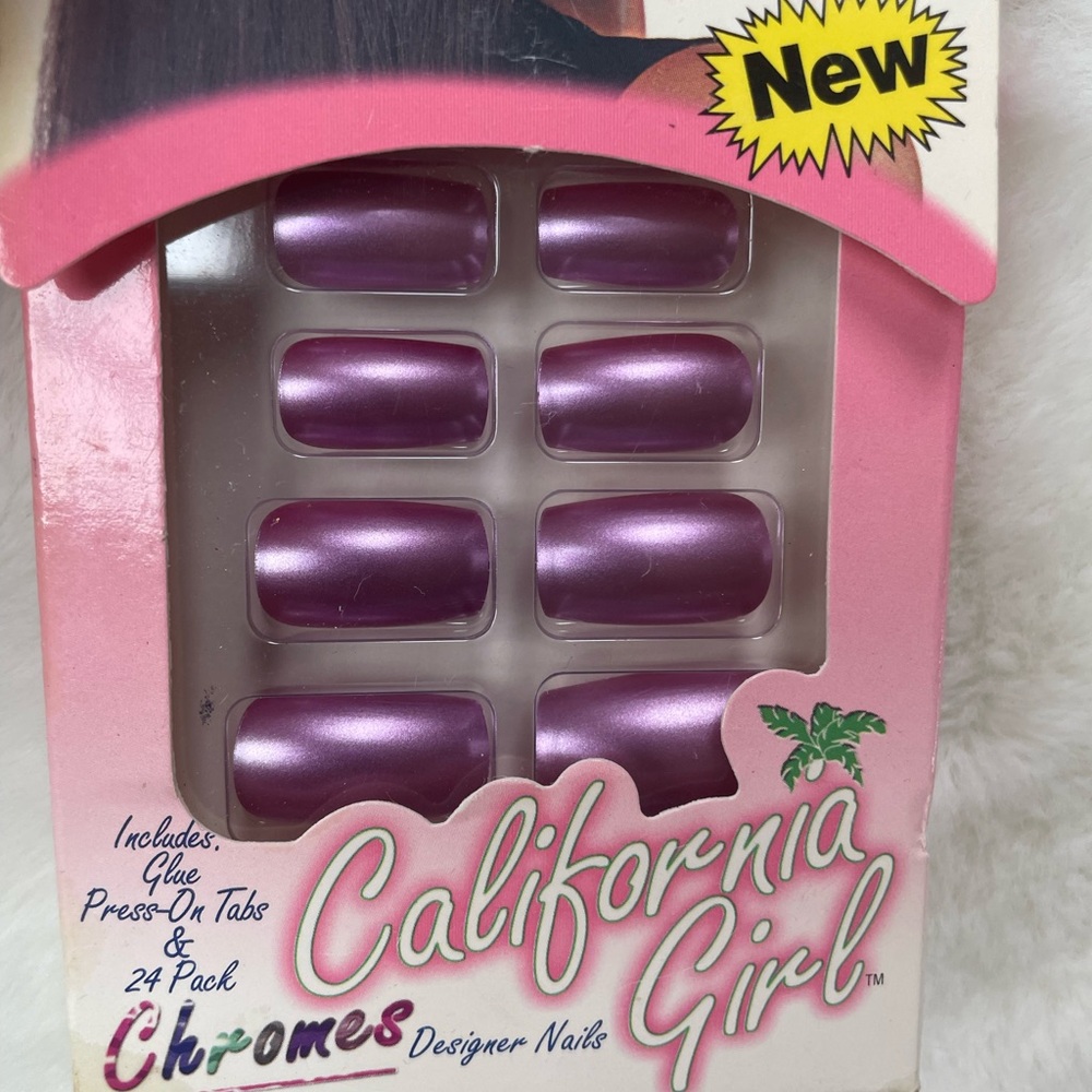 New with tags 24pk Press on California Girl Pink Violet Nails by Fing’rs - Picture 2 of 4